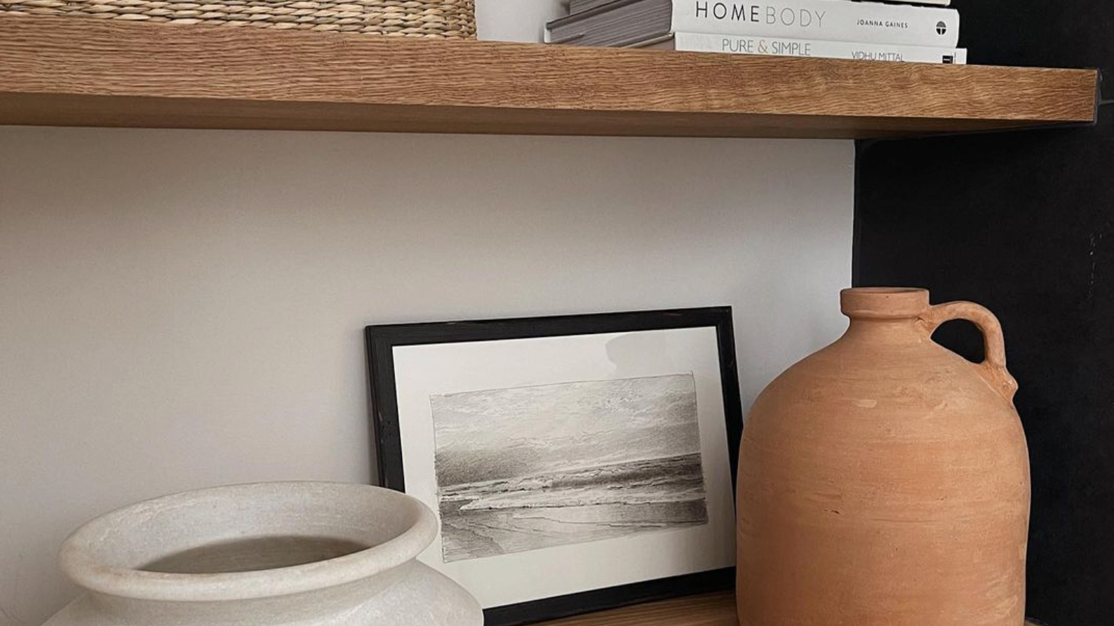 How to Style a Bookshelf