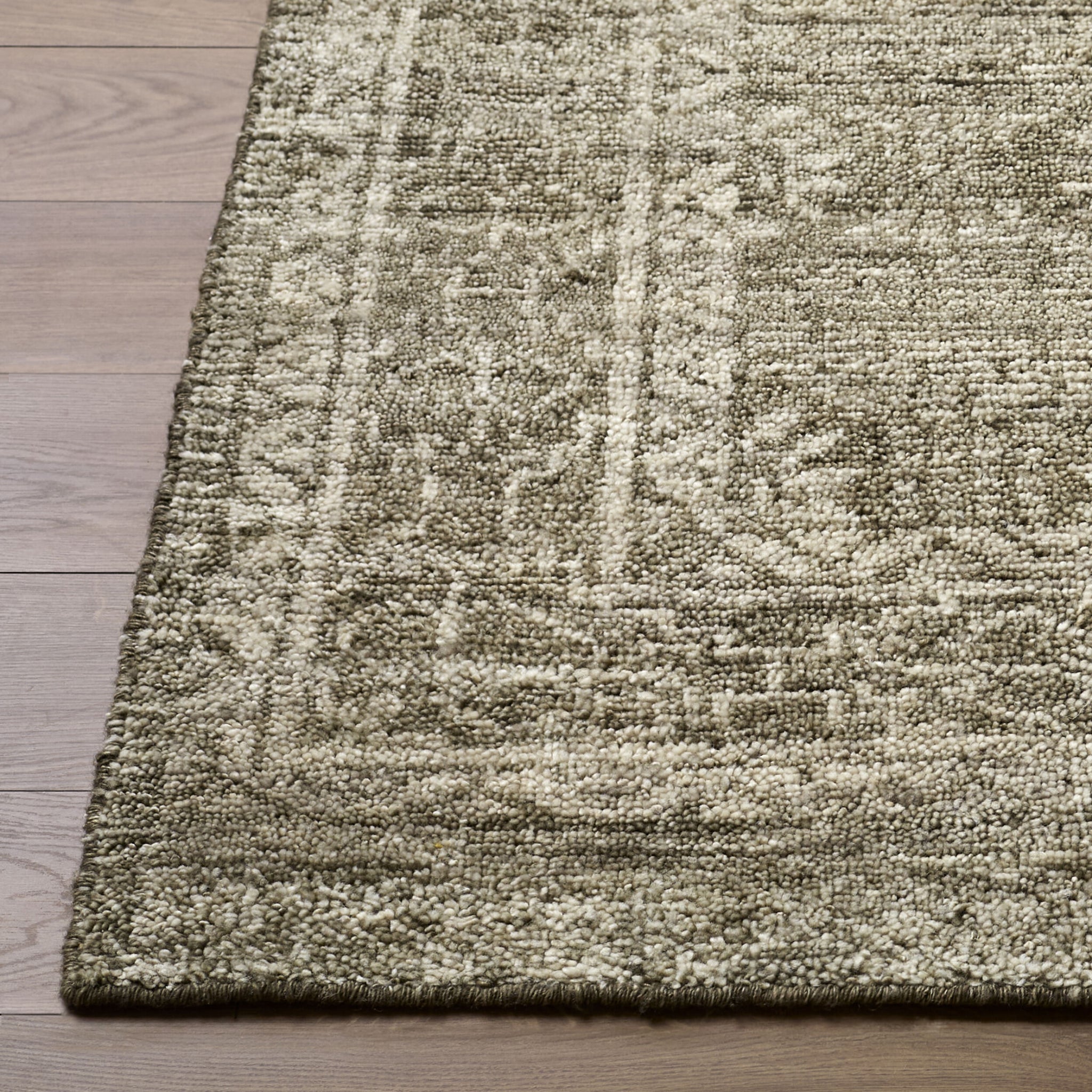 Alara Wool Rug in Taupe-4
