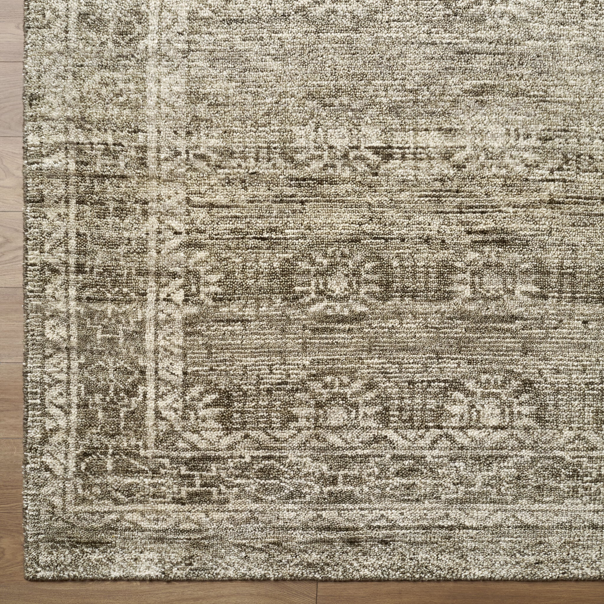 Alara Wool Rug in Taupe-5
