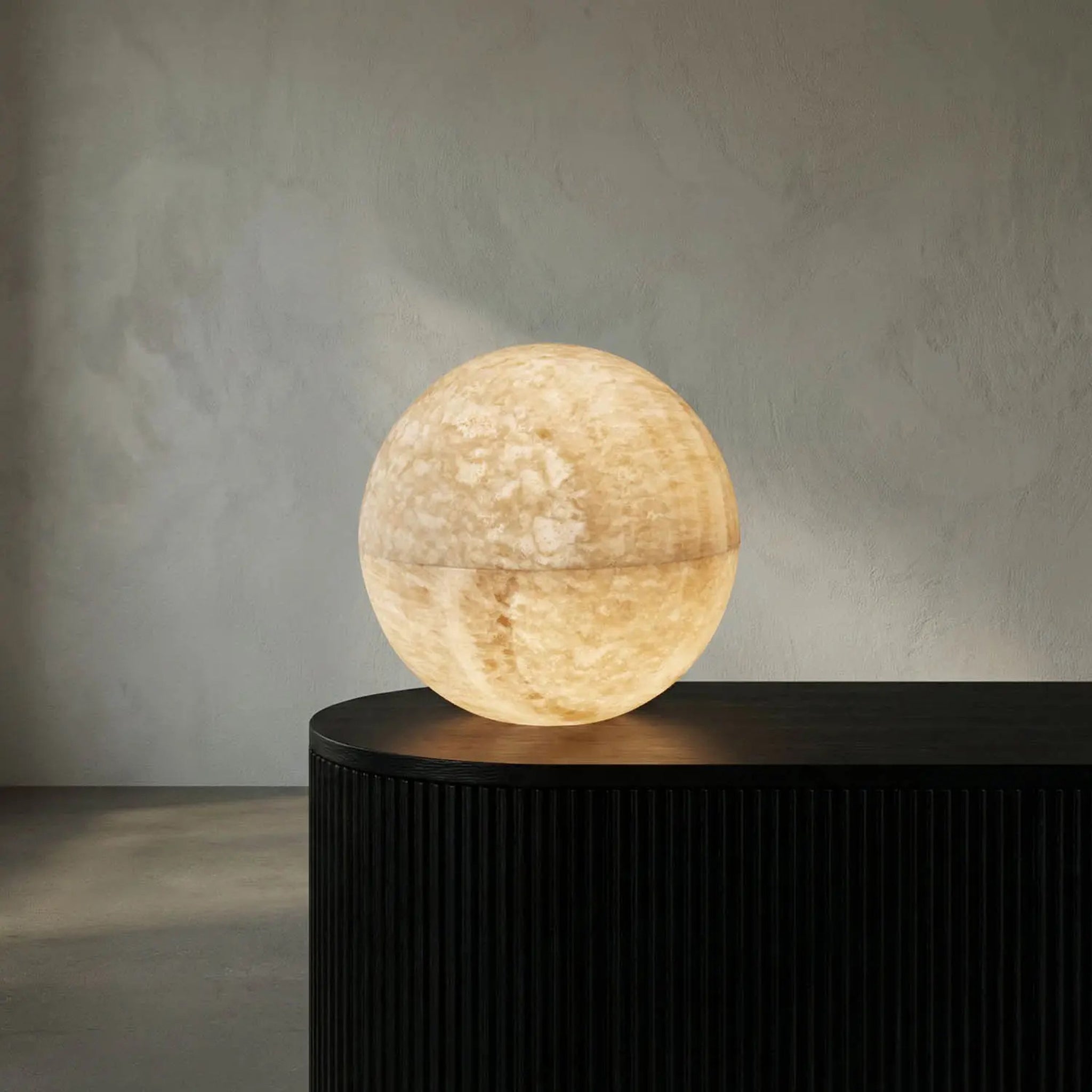 Onyx Globe-4