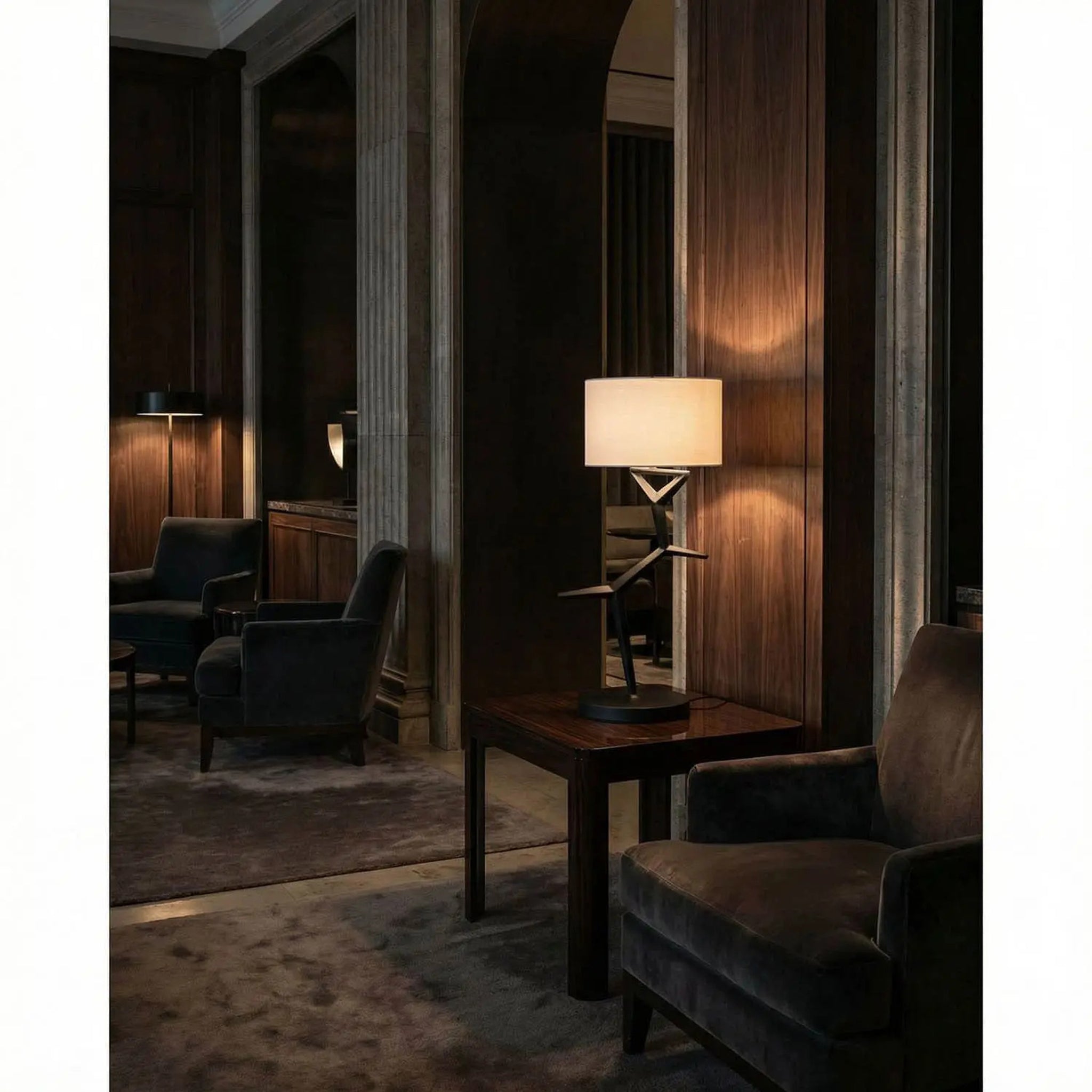 Arizona Lamp with Shade-3