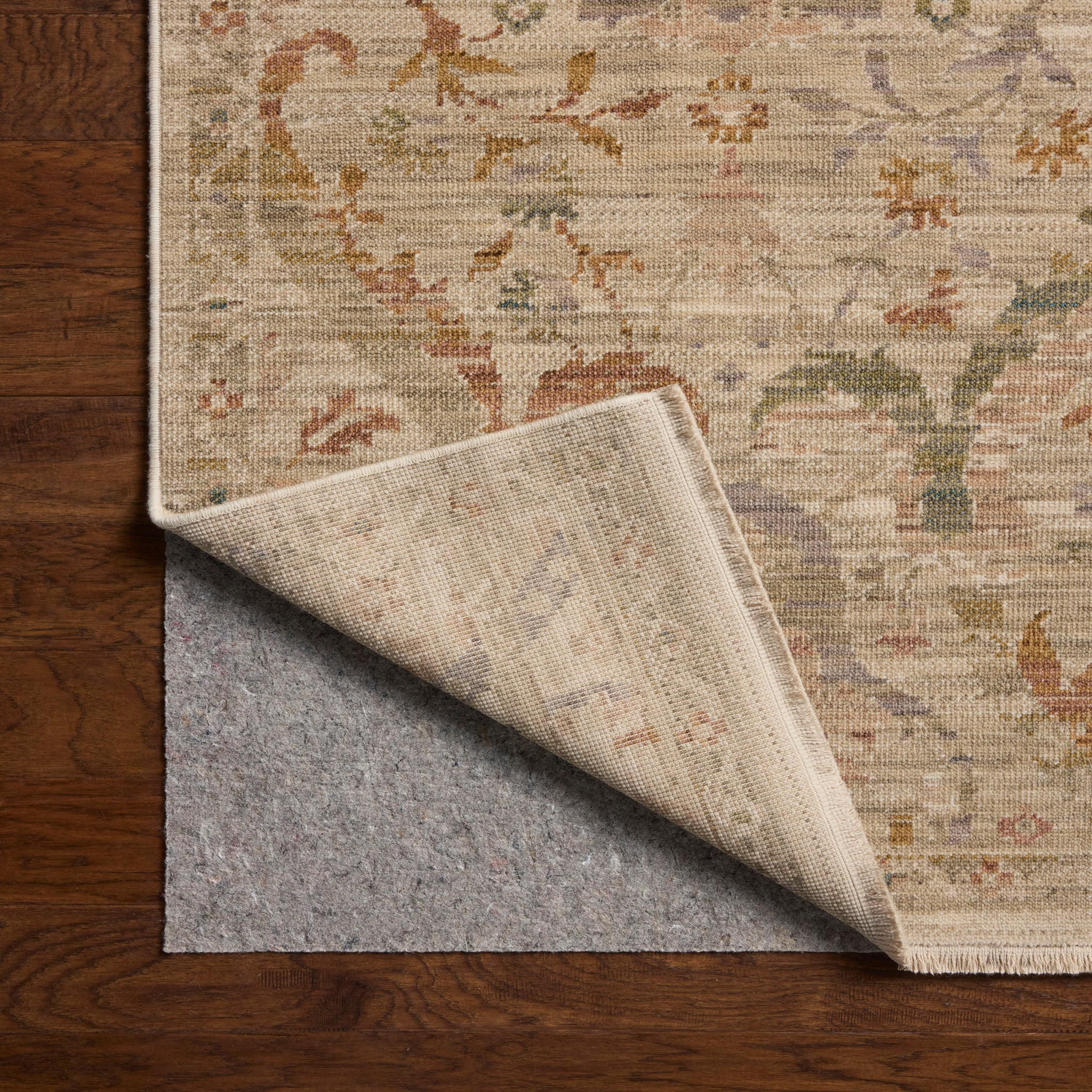 Reign Rug in Fog/Multi-7