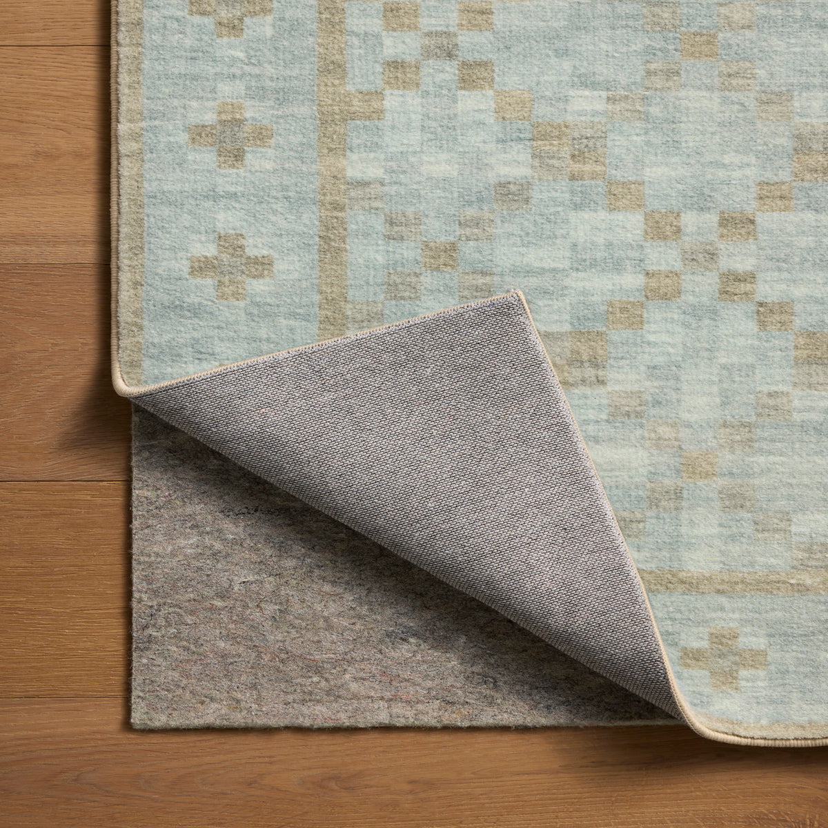 Chris Loves Julia x Loloi Bobby Rug in Spa-Khaki-6