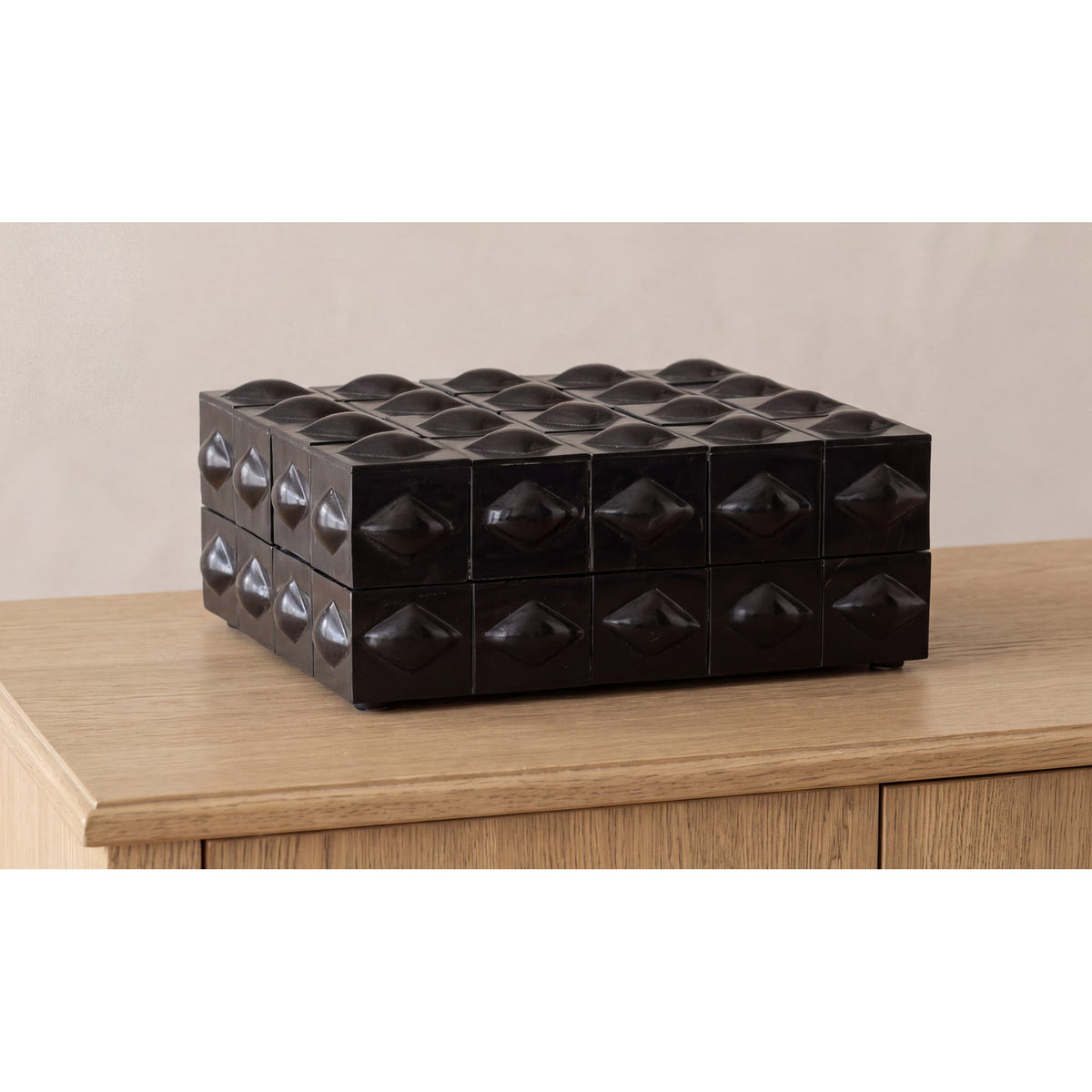 Sabine Horn Box-2