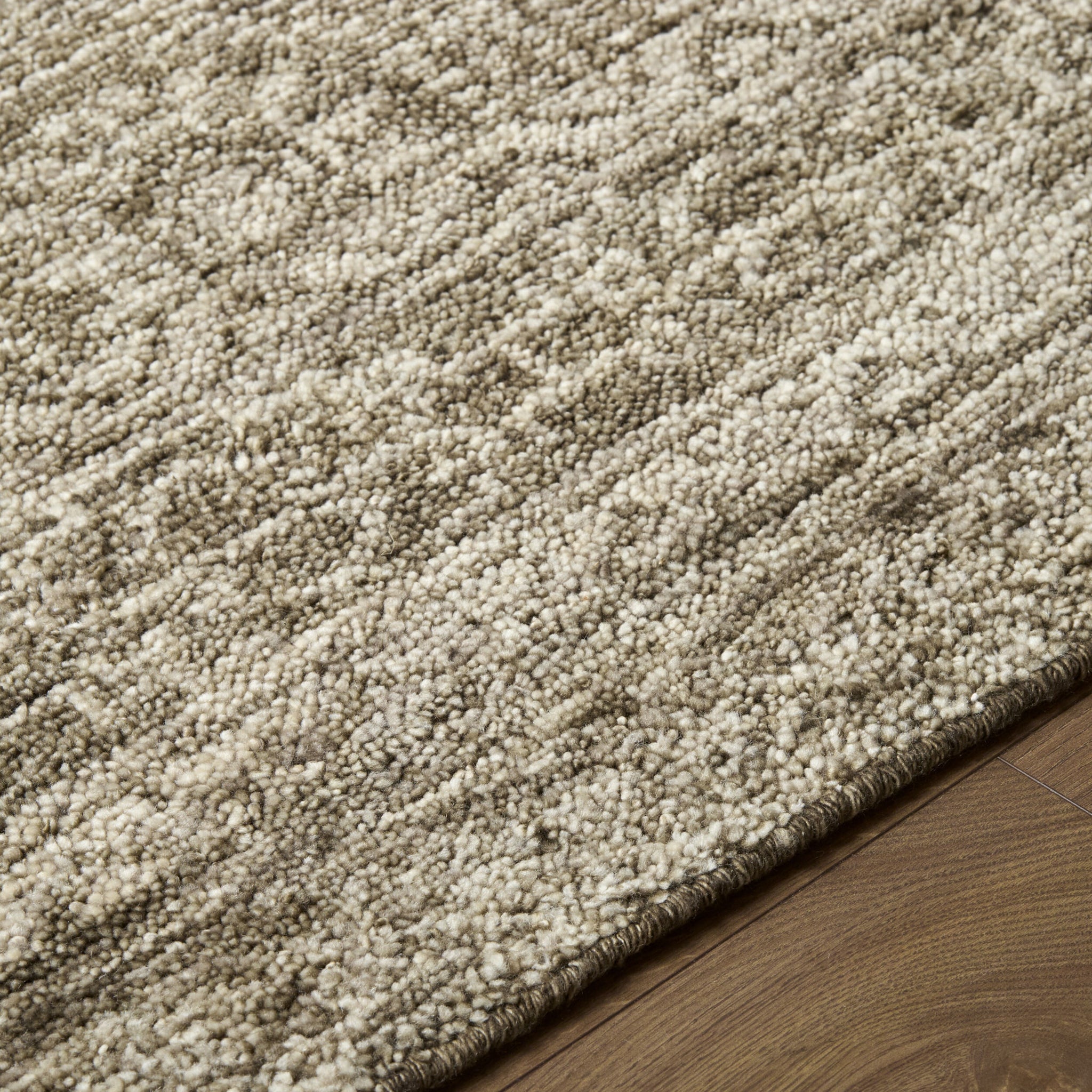 Alara Wool Rug in Taupe-6