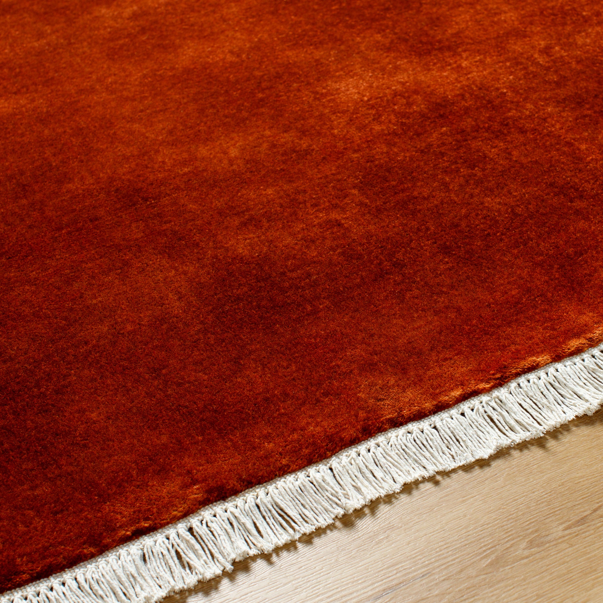 Evergreen Wool Rug in Burnt Sienna 6