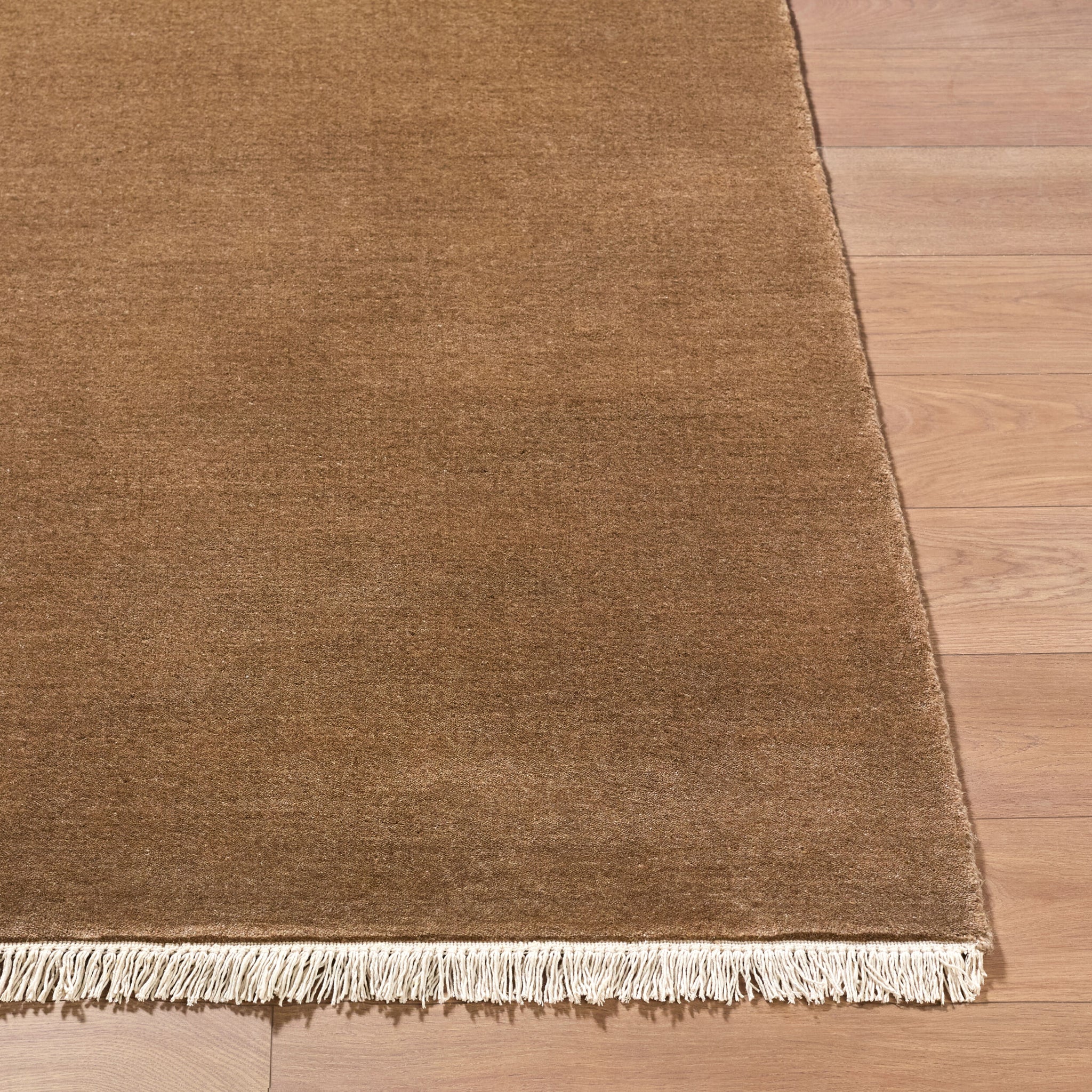 Evergreen Wool Rug in Chestnut 4