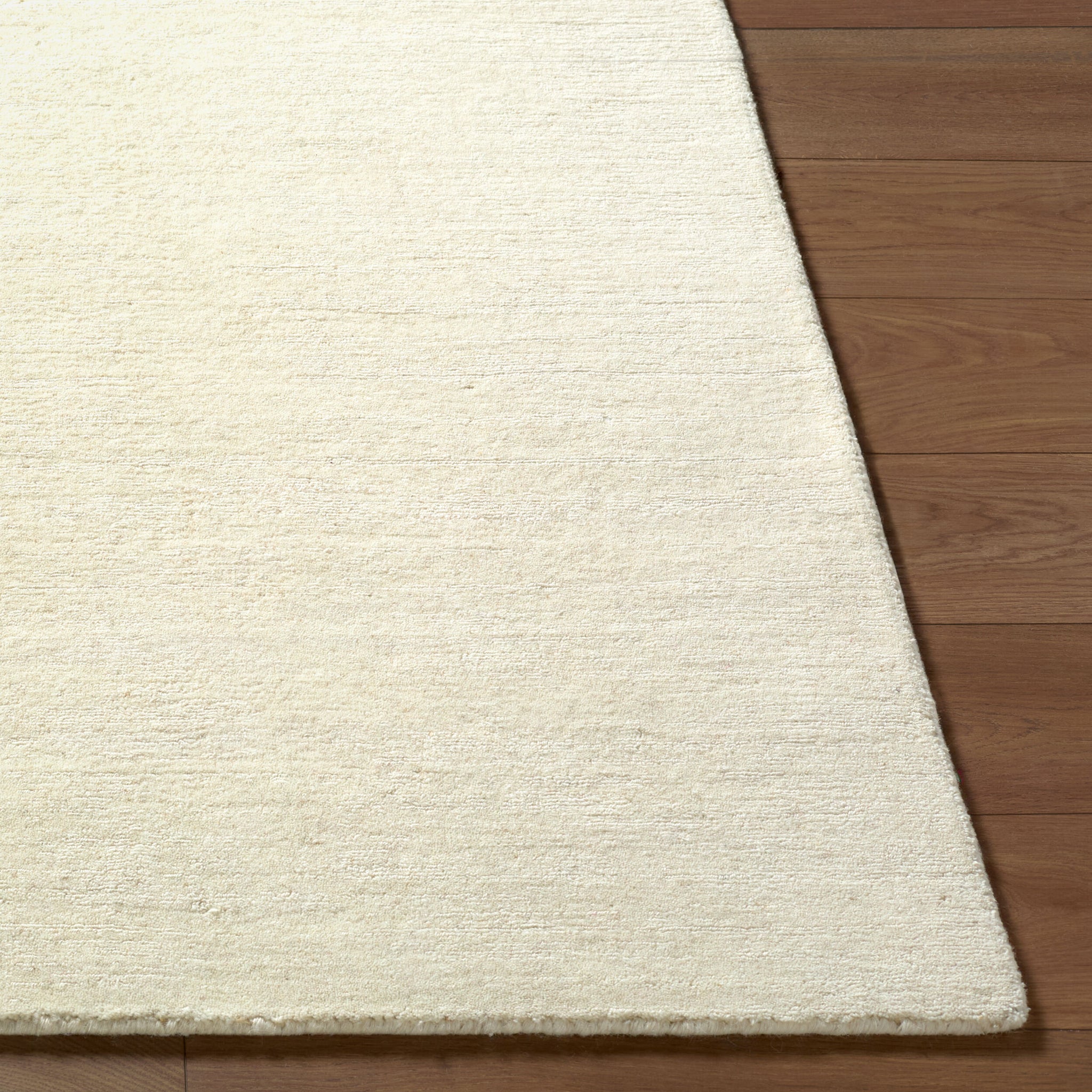 Keban Wool Rug in Ivory-4