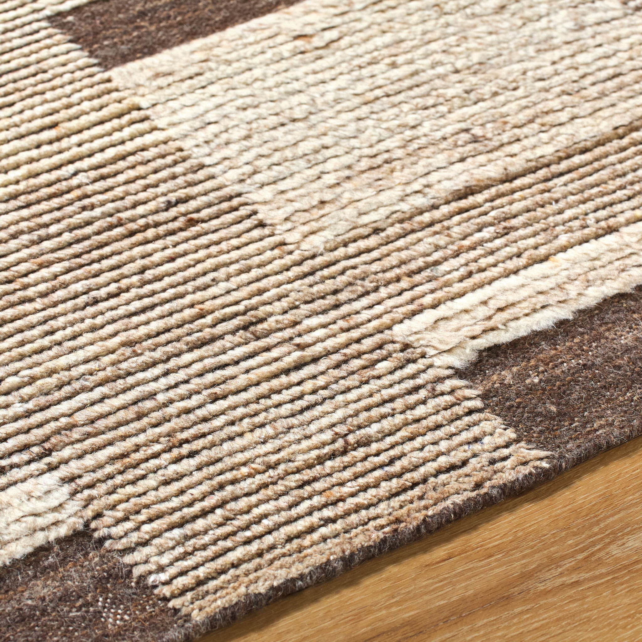 Folklore Wool Rug in Taupe-7