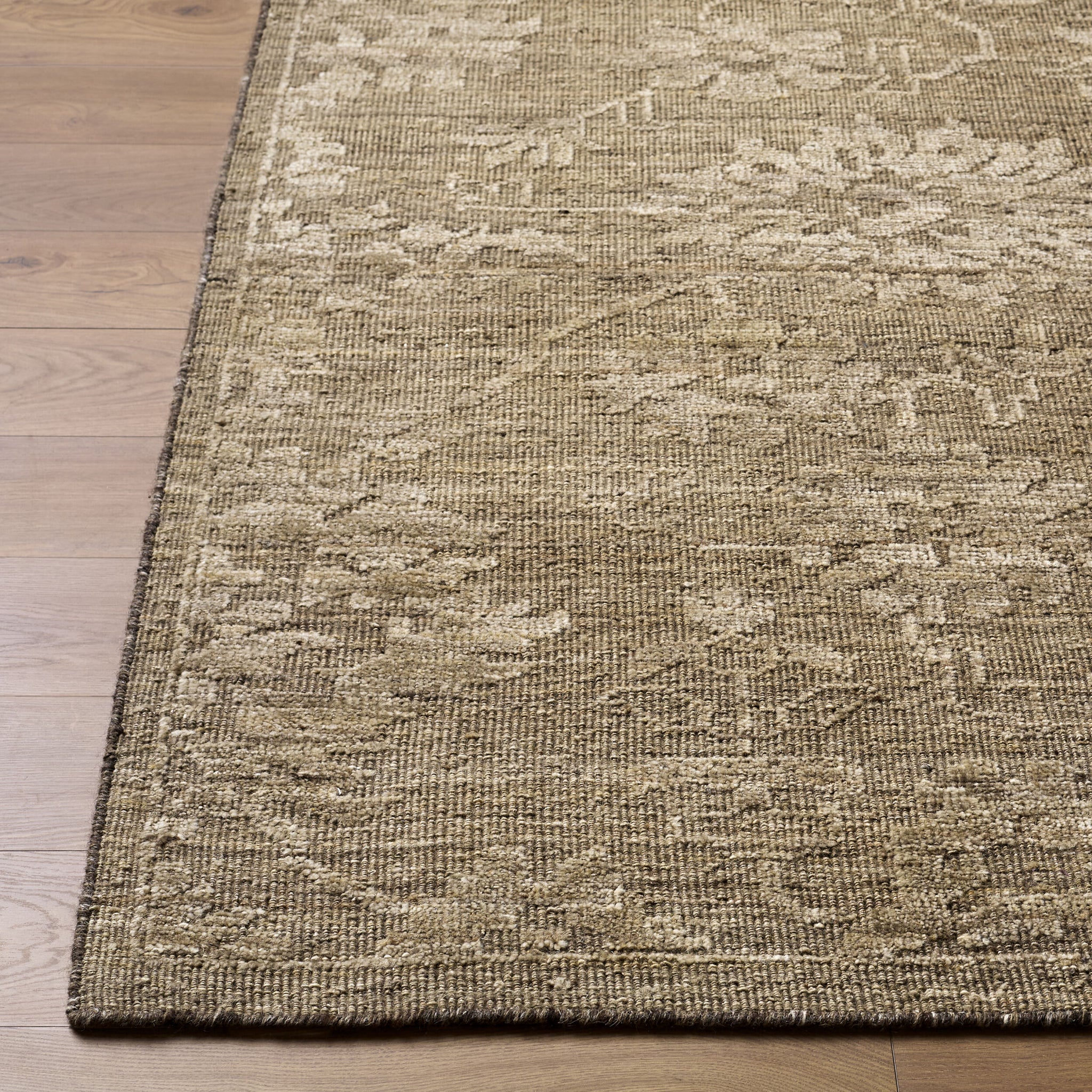 Iowa Wool Rug in Ivory-4
