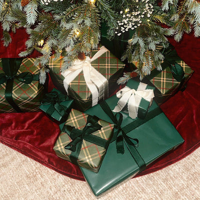 Velvet Tree Skirt - Red