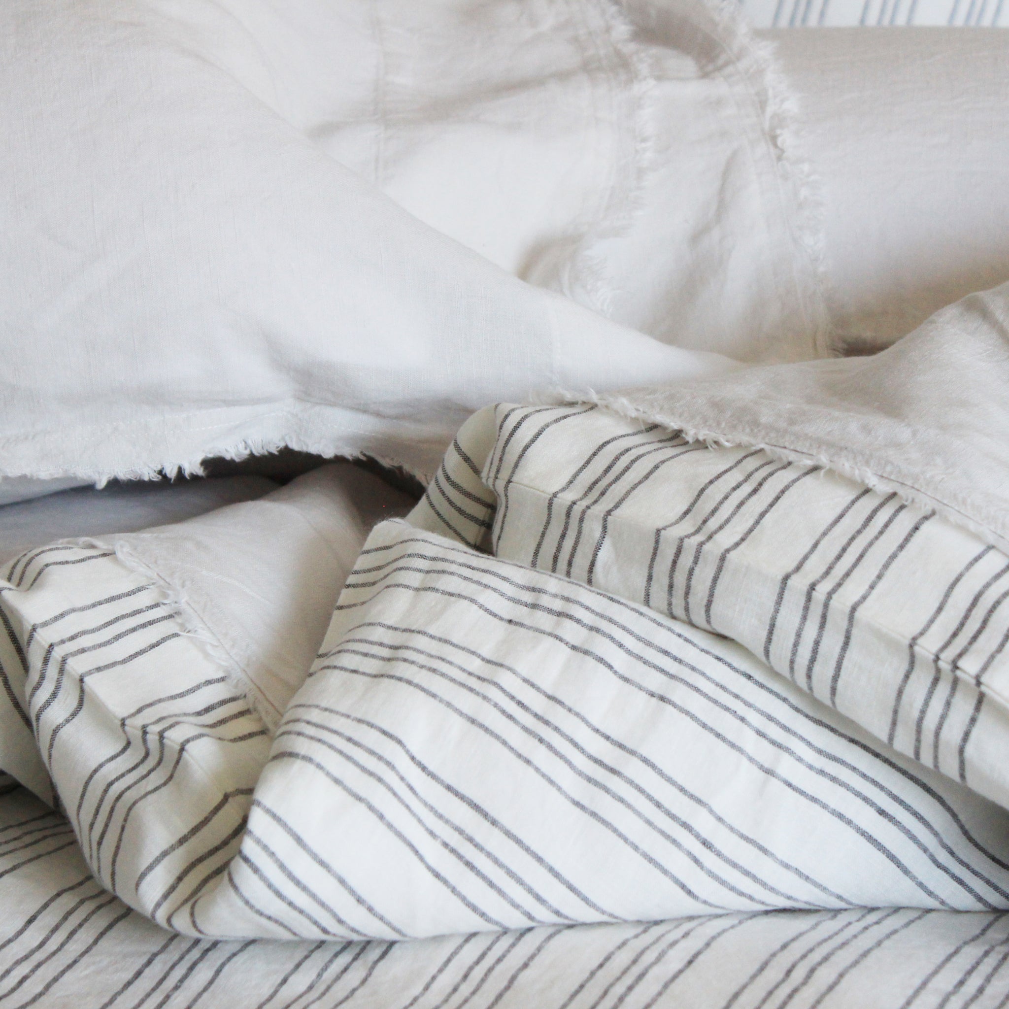 Lush Linen Stripe Charcoal Duvet Cover – Maison Roseaux